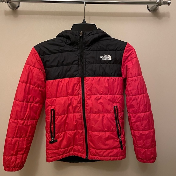 COPY - North Face Kids Jacket - Picture 1 of 5